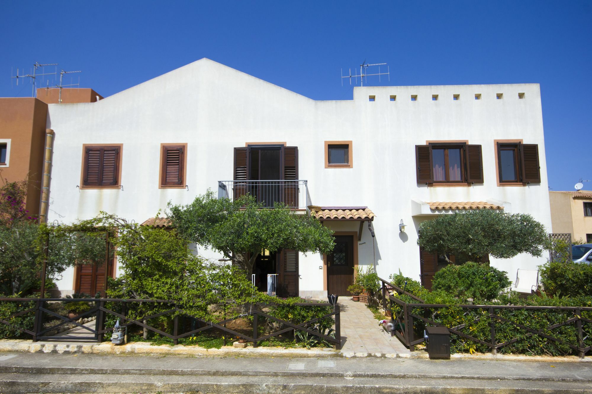 בירג'י וקי Stagnone Holiday Apartment מראה חיצוני תמונה